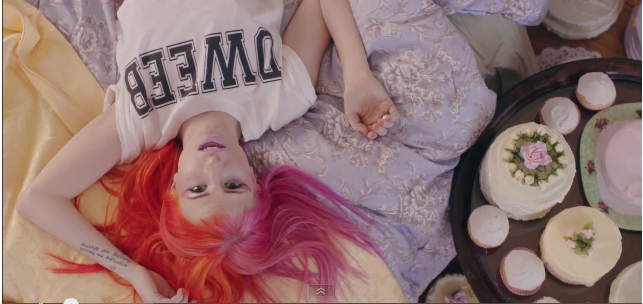 Y hablando de Paramore…”Still Into You” ya tiene video oficial. | MuSickness